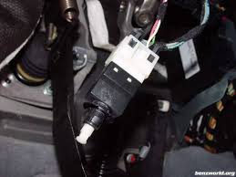 See P089D repair manual